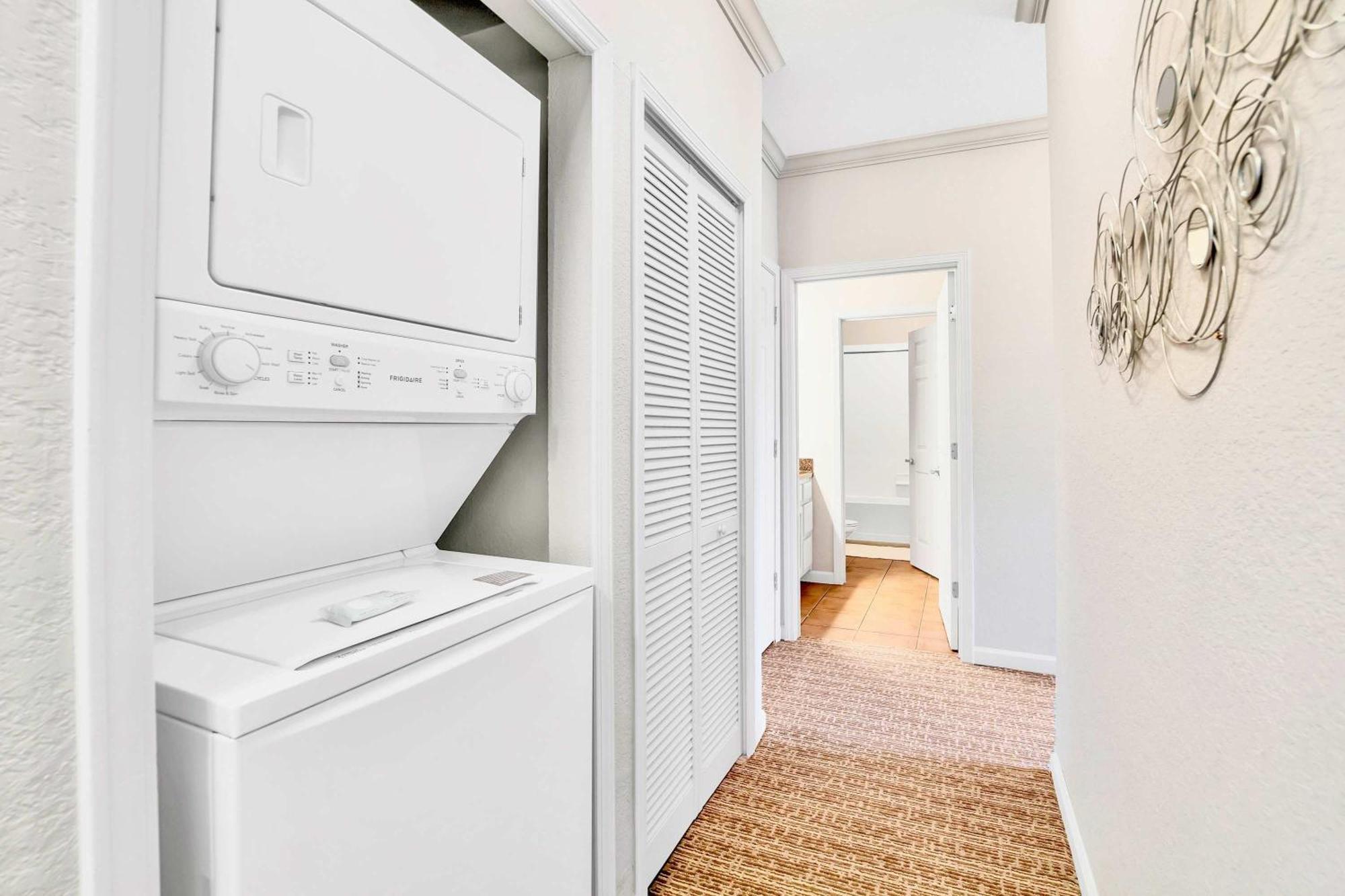 Modern 3Br - Near Disney - Pool And Hot Tub ออร์ลันโด ภายนอก รูปภาพ