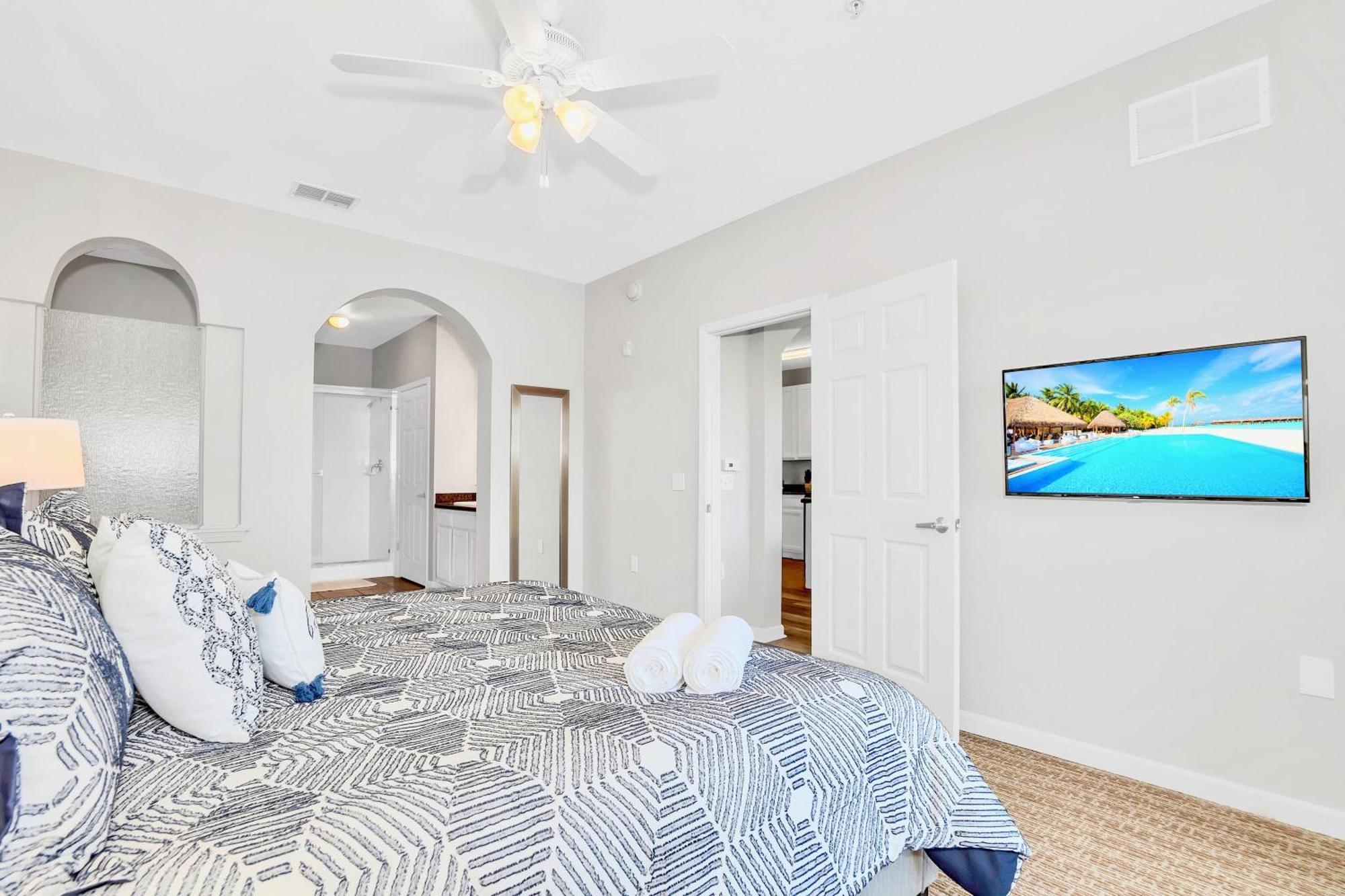 Modern 3Br - Near Disney - Pool And Hot Tub ออร์ลันโด ภายนอก รูปภาพ